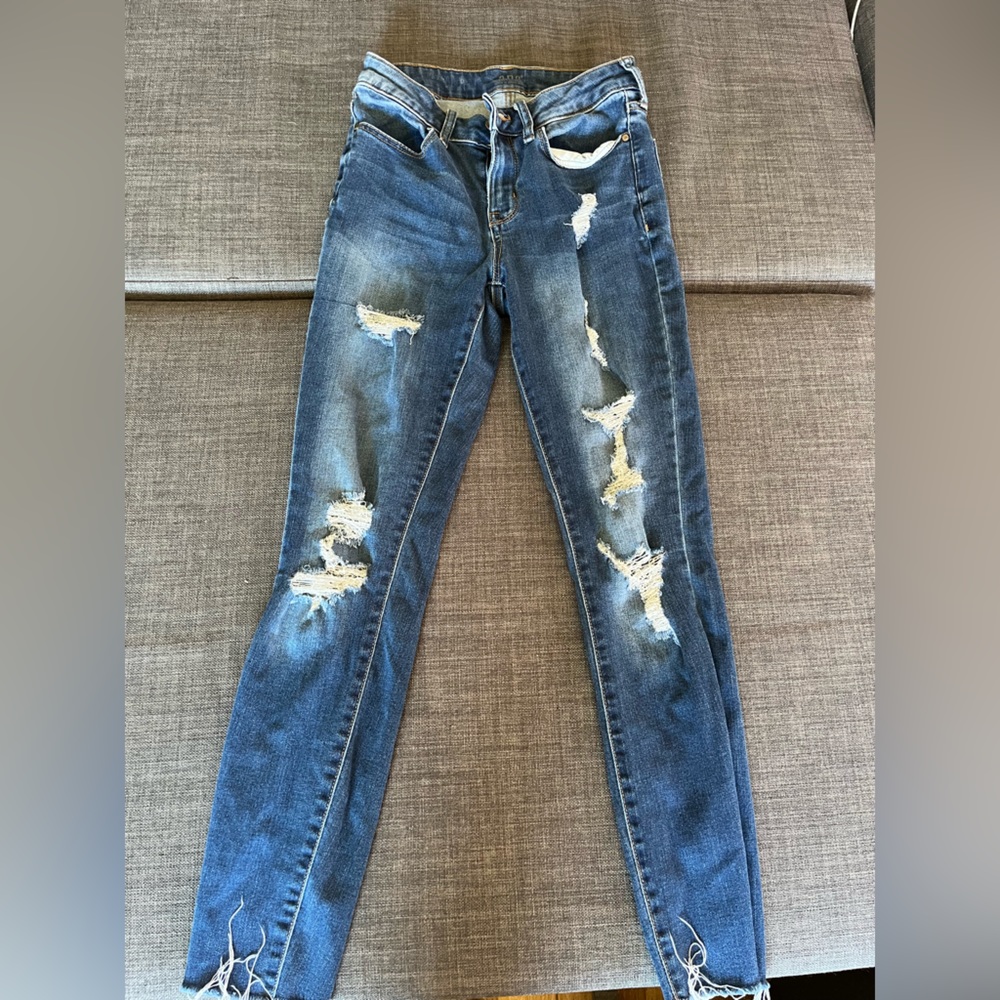 Ripped Raw Hem Skinny Jegging